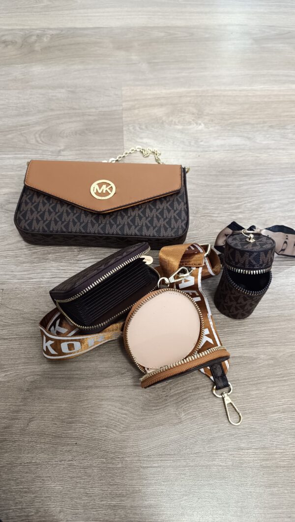 Kit Billetera Michael Kors - Kit de 4 Piezas Con Correa G5 - Image 6