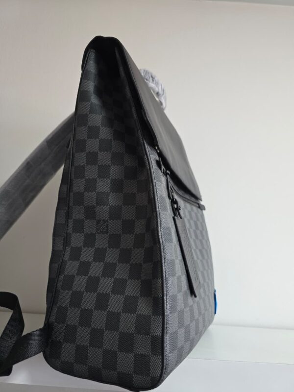 Mochila Louis Vuitton - Image 7