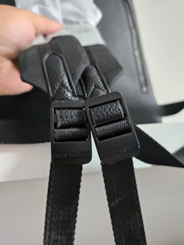 Mochila Louis Vuitton - Image 4