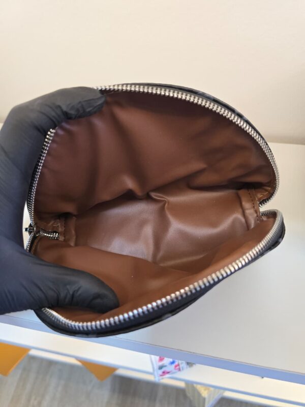 Bolso Neceser Louis Vuitton - Image 5