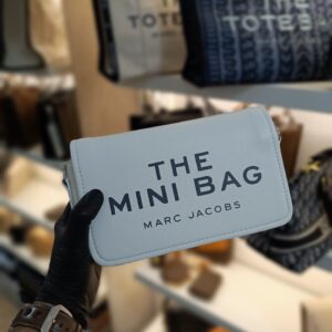 Handbag “The Mini Bag” de Marc Jacobs