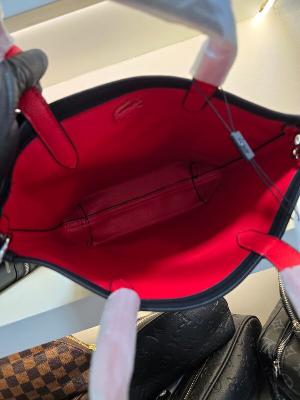 Tote Bag Lacoste Vertical Con Neceser - Image 5