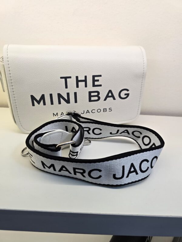 Handbag “The Mini Bag” de Marc Jacobs - Image 4