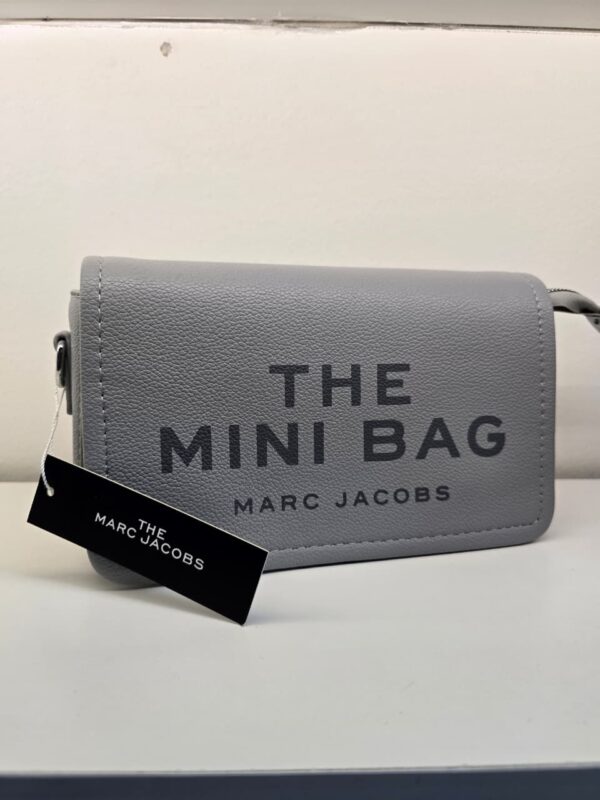 Handbag “The Mini Bag” de Marc Jacobs - Image 8