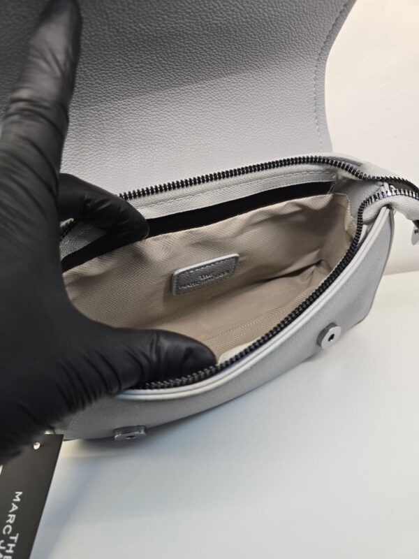 Handbag “The Mini Bag” de Marc Jacobs - Image 4