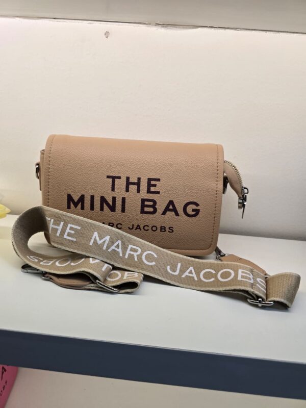 Handbag “The Mini Bag” de Marc Jacobs - Image 2