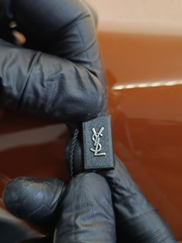 Clutch de Charol Handbag – Yves Saint Laurent - Image 7