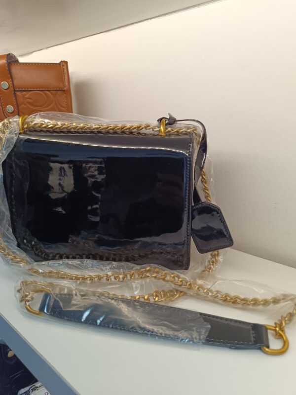 Clutch de Charol Handbag – Yves Saint Laurent - Image 6