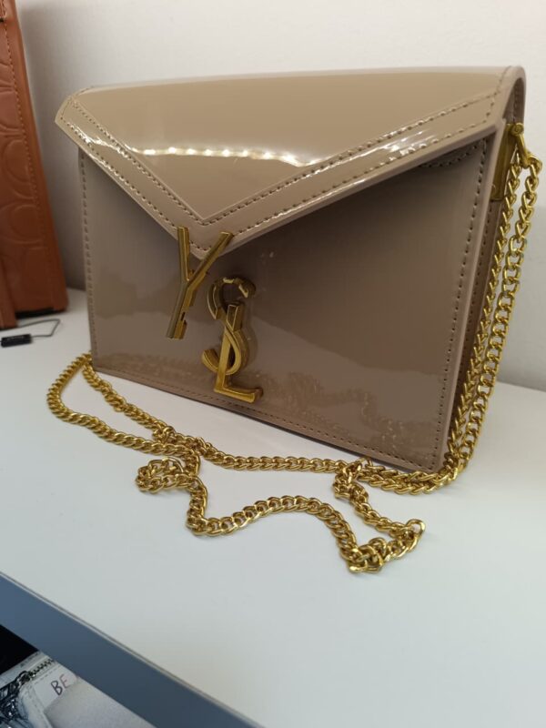 Clutch de Charol Handbag – Yves Saint Laurent - Image 9