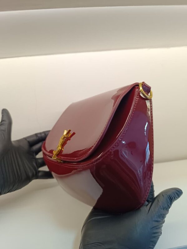 Bolso Cartera Mini Voltaire Charol – Yves Saint Laurent - Image 2