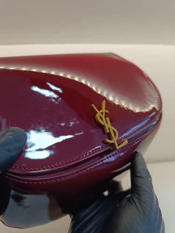Bolso Cartera Mini Voltaire Charol – Yves Saint Laurent - Image 4