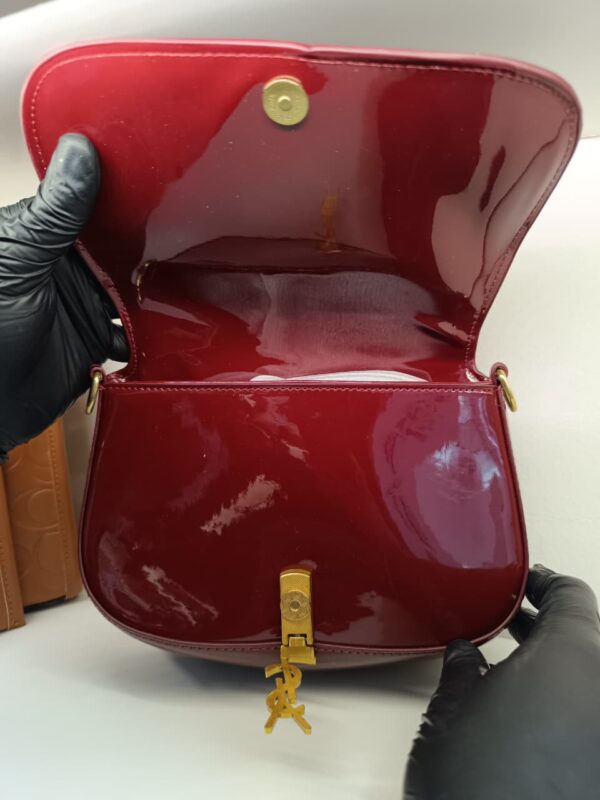 Bolso Cartera Mini Voltaire Charol – Yves Saint Laurent - Image 5